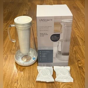 LifeStraw Home 7-Glass White Water Filter Pitcher Silicone Base With 2 Filters
